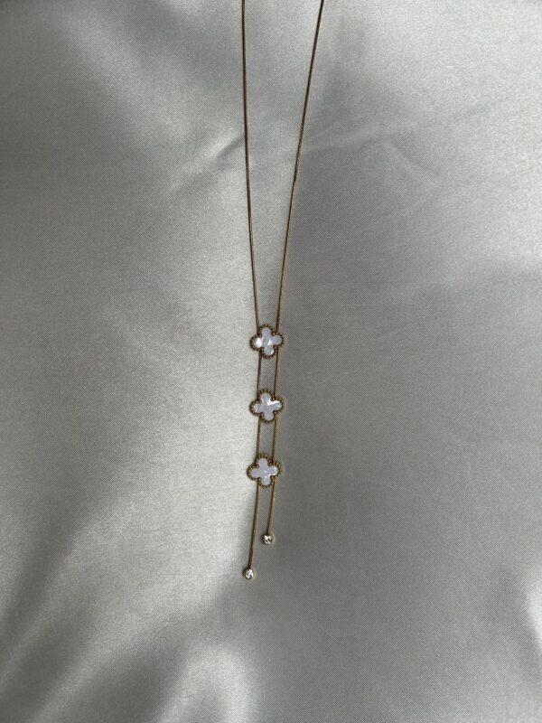 Collier Emma